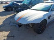 ✅ 2019 Aston Martin Vantage • VIN: SCFSMGAW8KGN00136 • Lot: 41115731. Wystawiony na IAAI z przebiegiem 13 149 mil. Bezpłatny archiwum sprzedaży aukcyjnych z USA i szczegółowy raport historii pojazdu na DreamBid. Zdjęcie 6.