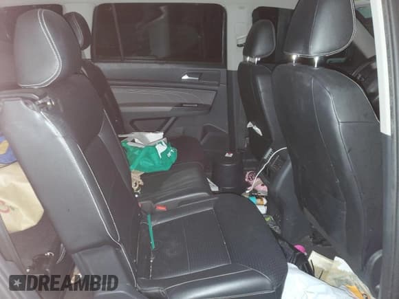 ✅ 2021 Volkswagen Atlas SEL • VIN: 1V2BR2CA9MC549827 • Lot: 91115175. Listed on Copart with 94,509 mi. Free auction sales archive from the USA and detailed vehicle history report at DreamBid. Image 11.