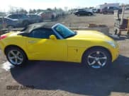 ✅ 2008 Pontiac Solstice • VIN: 1G2MC35B88Y114477 • Lot: 41918536. Listed on IAAI with 46,553 mi. Free auction sales archive from the USA and detailed vehicle history report at DreamBid. Image 13.