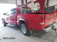 ✅ 2000 Dodge Dakota Sport • VIN: 1B7GG2AN5YS793828 • Lot: 41955863. Wystawiony na IAAI z przebiegiem 267 861 mil. Bezpłatny archiwum sprzedaży aukcyjnych z USA i szczegółowy raport historii pojazdu na DreamBid. Zdjęcie 3.