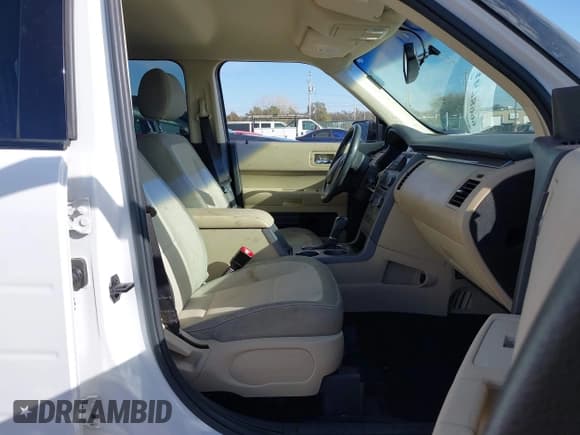 ✅ 2014 Ford Flex SE • VIN: 2FMGK5B89EBD25532 • Лот: 43678999. Опубликован ранее на IAAI с пробегом 161 039 миль. Бесплатный доступ к архиву аукционных продаж из США и подробный отчёт об истории автомобиля на DreamBid. Изображение 5.