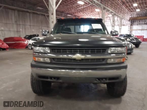 ✅ 2000 Chevrolet Silverado 2500 LS • VIN: 1GCGK29U6YE264199 • Lot: 42464527. Wystawiony na IAAI z przebiegiem 71 970 mil. Bezpłatny archiwum sprzedaży aukcyjnych z USA i szczegółowy raport historii pojazdu na DreamBid. Zdjęcie 6.