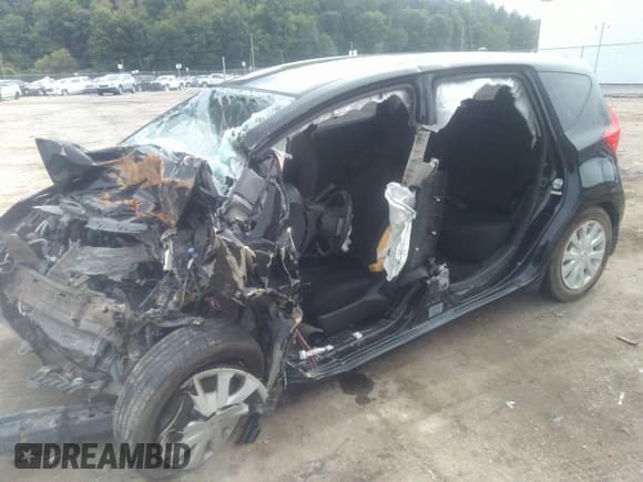 ✅ 2015 Nissan Note S • VIN: 3N1CE2CP3FL361725 • Lot: 37444827. Listed on IAAI with 97,772 mi. Free auction sales archive from the USA and detailed vehicle history report at DreamBid. Image 18.