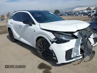 ✅ 2023 Lexus RX 500h F Sport Performance • VIN: 2T2BCMEA4PC001365 • Lot: 41488109. Wystawiony na IAAI z przebiegiem 32 345 mil. Bezpłatny archiwum sprzedaży aukcyjnych z USA i szczegółowy raport historii pojazdu na DreamBid. Zdjęcie 1.