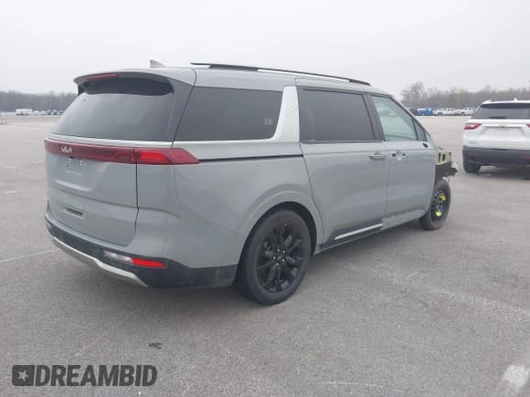 ✅ 2024 Kia Carnival SX Prestige • VIN: KNDNE5H38R6304237 • Lot: 42002896. Listed on IAAI with 38,903 mi. Free auction sales archive from the USA and detailed vehicle history report at DreamBid. Image 4.