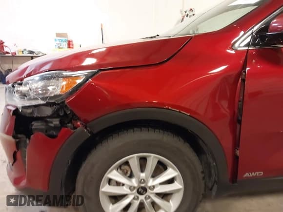 ✅ 2020 Kia Sorento LX • VIN: 5XYPGDA34LG638342 • Lot: 43763696. Listed on IAAI with 129,368 mi. Free auction sales archive from the USA and detailed vehicle history report at DreamBid. Image 6.