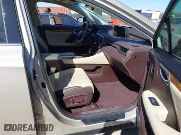 ✅ 2017 Lexus RX 350 • VIN: 2T2ZZMCA7HC083304 • Lot: 41798834. Listed on IAAI with 29,771 mi. Free auction sales archive from the USA and detailed vehicle history report at DreamBid. Image 5.