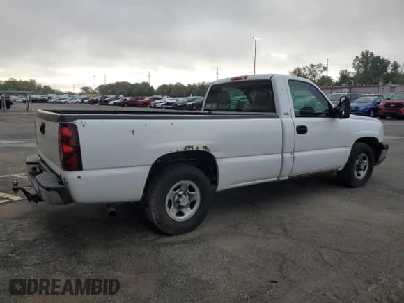 ✅ 2004 Chevrolet Silverado 1500 Work Truck • VIN: 1GCEC14X84Z341254 • Lot: 72362244. Listed on Copart with 193,707 mi. Free auction sales archive from the USA and detailed vehicle history report at DreamBid. Image 3.