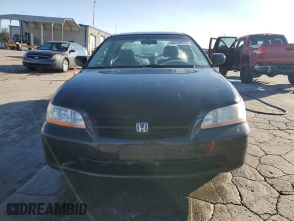 2000 Honda Accord EX с VIN 1HGCG1651YA094494, выставлен на аукционе Copart как лот 86269555 с пробегом 100 293 миль миль и Списание • Salvage title. История ставок и продаж доступна на DreamBid. Изображение 5.