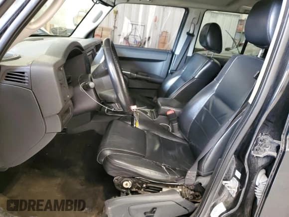✅ 2010 Jeep Commander Sport • VIN: 1J4RG4GK9AC158400 • Lot: 53497035. Listed on Copart with 153,309 mi. Free auction sales archive from the USA and detailed vehicle history report at DreamBid. Image 7.