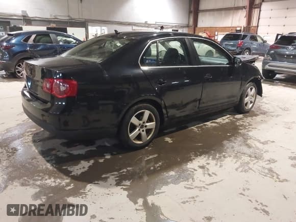 ✅ 2009 Volkswagen Jetta SE • VIN: 3VWRZ71K79M052030 • Lot: 41442941. Listed on IAAI with 171,094 mi. Free auction sales archive from the USA and detailed vehicle history report at DreamBid. Image 4.