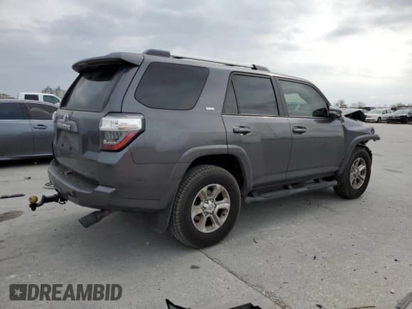 ✅ 2022 Toyota 4Runner SR5 Premium • VIN: JTEFU5JR3N5261850 • Lot: 41512063. Listed on Copart with 17,846 mi. Free auction sales archive from the USA and detailed vehicle history report at DreamBid. Image 3.