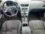 2009 Chevrolet Malibu 1LT z VIN 1G1ZH57BX94270243, wystawiony jako Copart lot #65344044 z przebiegiem 146 718 mil mil oraz Czysty tytuł • Clean title. Historia ofert i sprzedaży dostępna na DreamBid. Obrazek 8.