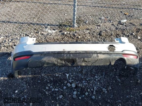 2015 Subaru Forester Premium с VIN JF2SJAFC0FH524063, выставлен на аукционе IAAI как лот 43324994 с пробегом 174 024 миль миль и . История ставок и продаж доступна на DreamBid. Изображение 12.