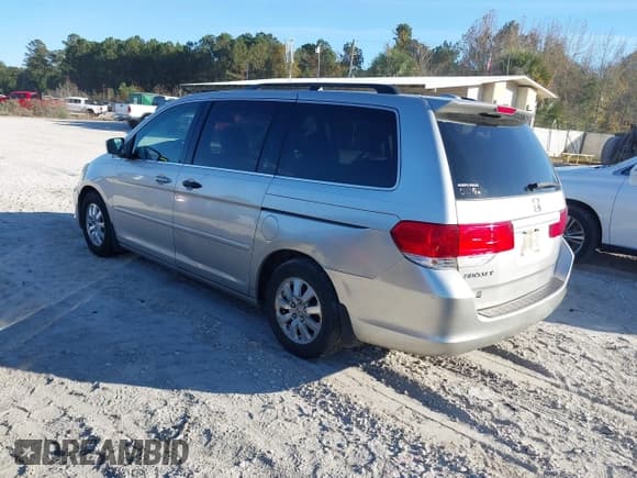 ✅ 2008 Honda Odyssey EX-L • VIN: 5FNRL38718B097501 • Lot: 43794373. Wystawiony na IAAI z przebiegiem 227 855 mil. Bezpłatny archiwum sprzedaży aukcyjnych z USA i szczegółowy raport historii pojazdu na DreamBid. Zdjęcie 3.