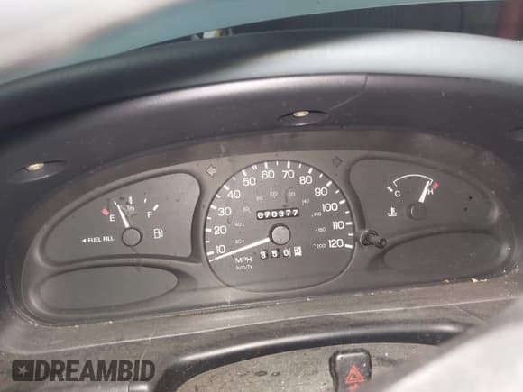 ✅ 1997 Ford Escort LX • VIN: 1FALP13P6VW268598 • Лот: 42699774. Опубликован ранее на IAAI с пробегом 70 377 миль. Бесплатный доступ к архиву аукционных продаж из США и подробный отчёт об истории автомобиля на DreamBid. Изображение 7.