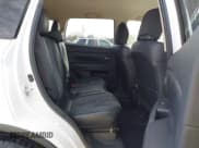 ✅ 2019 Mitsubishi Outlander SE • VIN: JA4AD3A31KZ012220 • Lot: 43677652. Wystawiony na IAAI z przebiegiem 119 150 mil. Bezpłatny archiwum sprzedaży aukcyjnych z USA i szczegółowy raport historii pojazdu na DreamBid. Zdjęcie 8.