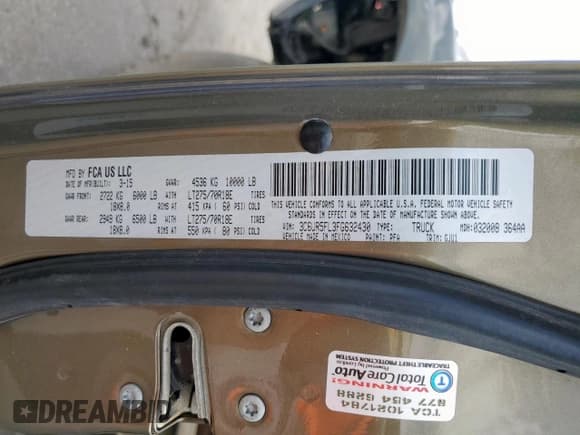 ✅ 2015 Ram 2500 Laramie • VIN: 3C6UR5FL3FG632430 • Lot: 81963885. Wystawiony na Copart z przebiegiem 147 093 mil. Bezpłatny archiwum sprzedaży aukcyjnych z USA i szczegółowy raport historii pojazdu na DreamBid. Zdjęcie 13.