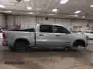 2023 Ram 1500 Limited z VIN 1C6SRFHT1PN639153, wystawiony jako IAAI lot #42466719 z przebiegiem 25 999 mil mil oraz . Historia ofert i sprzedaży dostępna na DreamBid. Obrazek 14.