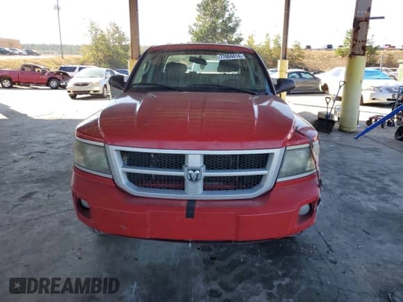 2010 Dodge Dakota Bighorn/Lonestar z VIN 1D7CE3GK9AS163619, wystawiony jako Copart lot #77604814 z przebiegiem 187 461 mil mil oraz Czysty tytuł • Clean title. Historia ofert i sprzedaży dostępna na DreamBid. Obrazek 5.