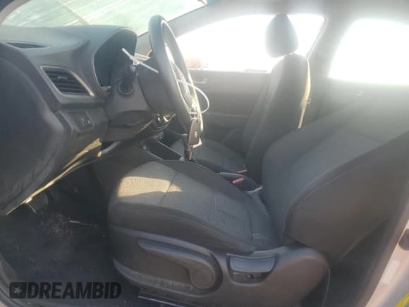 ✅ 2018 Hyundai Accent SEL • VIN: 3KPC24A3XJE022331 • Лот: 78151394. Опубликован ранее на Copart с пробегом 57 230 миль. Бесплатный доступ к архиву аукционных продаж из США и подробный отчёт об истории автомобиля на DreamBid. Изображение 7.