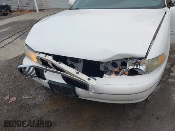 ✅ 2003 Buick Century Custom • VIN: 2G4WS52J231174423 • Lot: 43744838. Listed on IAAI with Not provided. Free auction sales archive from the USA and detailed vehicle history report at DreamBid. Image 6.