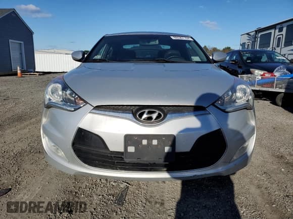 ✅ 2013 Hyundai Veloster w/Gray Int • VIN: KMHTC6AD7DU094610 • Lot: 80587164. Listed on Copart with 156,735 mi. Free auction sales archive from the USA and detailed vehicle history report at DreamBid. Image 5.