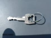 ✅ 1993 Ford Escort • VIN: 3FAPP15J3PR132459 • Lot: 42228625. Wystawiony na IAAI z przebiegiem 2 382 mil. Bezpłatny archiwum sprzedaży aukcyjnych z USA i szczegółowy raport historii pojazdu na DreamBid. Zdjęcie 11.