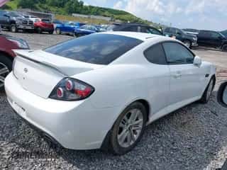 2008 Hyundai Tiburon GS с VIN KMHHM66D48U280817, выставлен на аукционе IAAI как лот 42531632 с пробегом Не указан миль и . История ставок и продаж доступна на DreamBid. Изображение 4.