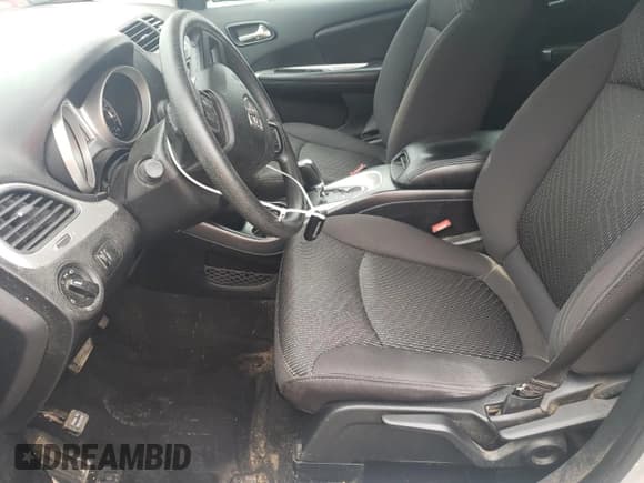 ✅ 2013 Dodge Journey SE • VIN: 3C4PDCAB2DT656231 • Lot: 63900535. Listed on Copart with 182,243 mi. Free auction sales archive from the USA and detailed vehicle history report at DreamBid. Image 7.