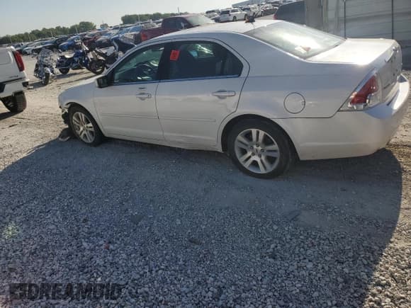 ✅ 2009 Ford Fusion SEL • VIN: 3FAHP08119R106679 • Лот: 70560785. Опубликован ранее на Copart с пробегом Не указан. Бесплатный доступ к архиву аукционных продаж из США и подробный отчёт об истории автомобиля на DreamBid. Изображение 2.