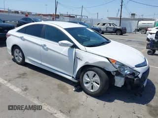 ✅ 2015 Hyundai Sonata • VIN: KMHEC4A4XFA128590 • Lot: 42598445. Listed on IAAI with 82,884 mi. Free auction sales archive from the USA and detailed vehicle history report at DreamBid. Image 1.