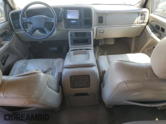 ✅ 2004 Chevrolet Tahoe LS • VIN: 1GNEK13T24R320666 • Лот: 67473995. Опубликован ранее на Copart с пробегом 233 011 миль. Бесплатный доступ к архиву аукционных продаж из США и подробный отчёт об истории автомобиля на DreamBid. Изображение 8.