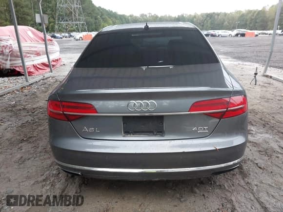 ✅ 2015 Audi A8 4.0T • VIN: WAU32AFD7FN019029 • Lot: 43455517. Wystawiony na IAAI z przebiegiem 91 576 mil. Bezpłatny archiwum sprzedaży aukcyjnych z USA i szczegółowy raport historii pojazdu na DreamBid. Zdjęcie 16.