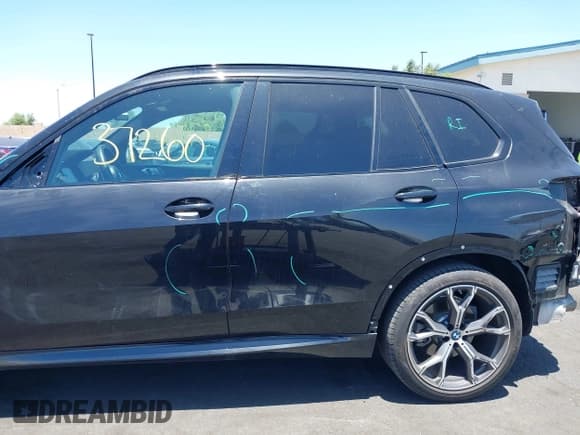 ✅ 2020 BMW X5 sDrive40i • VIN: 5UXCR4C05L9B38334 • Lot: 42537260. Wystawiony na IAAI z przebiegiem 54 703 mil. Bezpłatny archiwum sprzedaży aukcyjnych z USA i szczegółowy raport historii pojazdu na DreamBid. Zdjęcie 6.