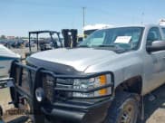 ✅ 2011 Chevrolet Silverado 2500HD • VIN: 1GB2KVCG0BZ409840 • Lot: 42557164. Wystawiony na IAAI z przebiegiem Nie podano. Bezpłatny archiwum sprzedaży aukcyjnych z USA i szczegółowy raport historii pojazdu na DreamBid. Zdjęcie 12.