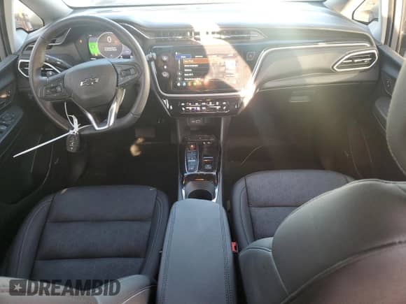 2022 Chevrolet Bolt EV 2LT z VIN 1G1FX6S04N4134556, wystawiony jako Copart lot #42897614 z przebiegiem 9 296 mil mil oraz . Historia ofert i sprzedaży dostępna na DreamBid. Obrazek 8.