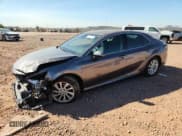 ✅ 2022 Toyota Camry LE • VIN: 4T1C11AK7NU671578 • Лот: 82737545. Опубликован ранее на Copart с пробегом 49 154 миль. Бесплатный доступ к архиву аукционных продаж из США и подробный отчёт об истории автомобиля на DreamBid. Изображение 1.