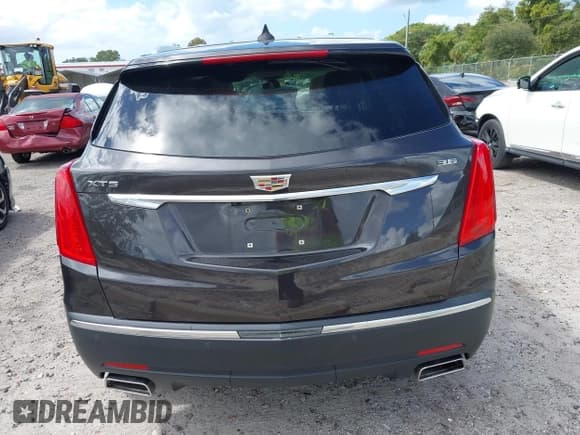 ✅ 2018 Cadillac XT5 Luxury FWD • VIN: 1GYKNCRS9JZ233723 • Lot: 43394205. Wystawiony na IAAI z przebiegiem 112 143 mil. Bezpłatny archiwum sprzedaży aukcyjnych z USA i szczegółowy raport historii pojazdu na DreamBid. Zdjęcie 16.