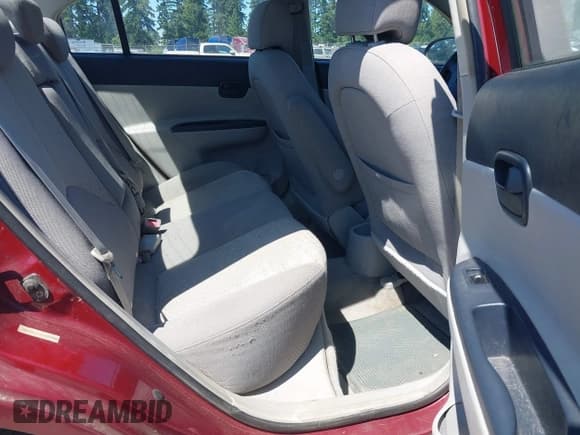 ✅ 2006 Hyundai Accent GLS • VIN: KMHCN46C46U018893 • Лот: 42766053. Опубликован ранее на IAAI с пробегом 218 164 миль. Бесплатный доступ к архиву аукционных продаж из США и подробный отчёт об истории автомобиля на DreamBid. Изображение 8.