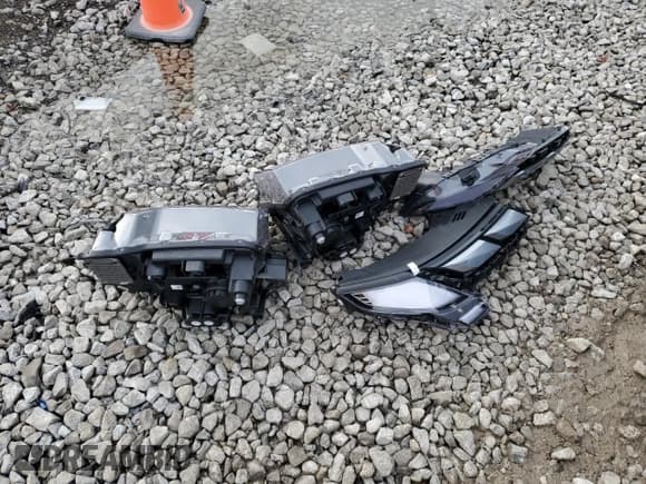 ✅ 2024 Hyundai Palisade Calligraphy • VIN: KM8R7DGEXRU800091 • Лот: 80581664. Опубликован ранее на Copart с пробегом 5 822 миль. Бесплатный доступ к архиву аукционных продаж из США и подробный отчёт об истории автомобиля на DreamBid. Изображение 13.