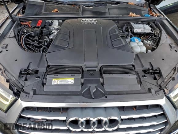 ✅ 2017 Audi Q7 Prestige • VIN: WA1VAAF79HD004706 • Lot: 93814285. Wystawiony na Copart z przebiegiem 135 142 mil. Bezpłatny archiwum sprzedaży aukcyjnych z USA i szczegółowy raport historii pojazdu na DreamBid. Zdjęcie 12.