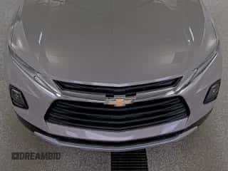 2021 Chevrolet Blazer LT z VIN 3GNKBHR49MS551394, wystawiony jako IAAI lot #43077682 z przebiegiem 54 558 mil mil oraz . Historia ofert i sprzedaży dostępna na DreamBid. Obrazek 1.