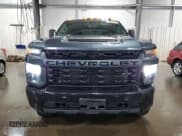✅ 2020 Chevrolet Silverado 2500HD Custom • VIN: 1GC4YME71LF173048 • Лот: 87095825. Опубликован ранее на Copart с пробегом 210 779 миль. Бесплатный доступ к архиву аукционных продаж из США и подробный отчёт об истории автомобиля на DreamBid. Изображение 5.