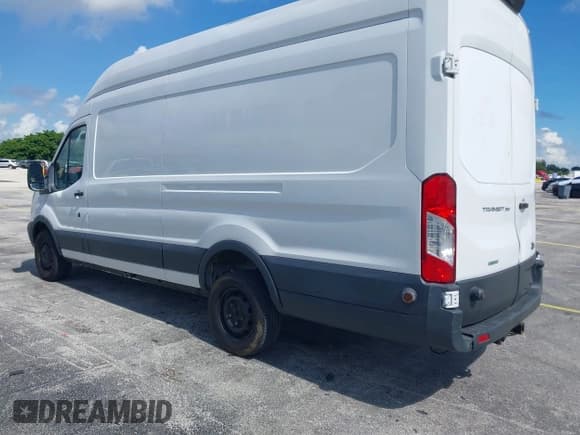 ✅ 2018 Ford Transit Cargo • VIN: 1FTBW3XG0JKA74049 • Лот: 42970084. Опубликован ранее на IAAI с пробегом 79 455 миль. Бесплатный доступ к архиву аукционных продаж из США и подробный отчёт об истории автомобиля на DreamBid. Изображение 3.
