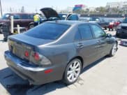 ✅ 2001 Lexus IS 300/350 • VIN: JTHBD182810020005 • Лот: 42939972. Опубликован ранее на IAAI с пробегом 265 348 миль. Бесплатный доступ к архиву аукционных продаж из США и подробный отчёт об истории автомобиля на DreamBid. Изображение 4.