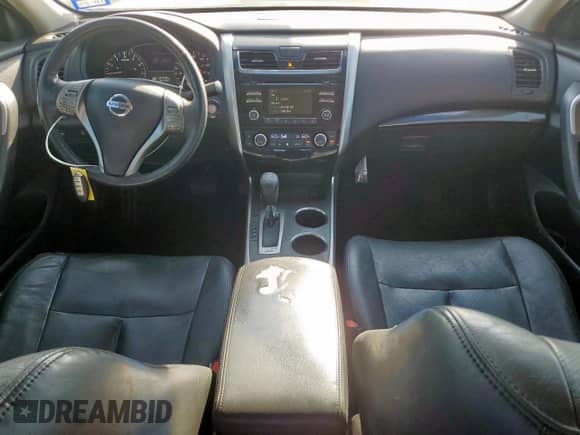 2015 Nissan Altima SV z VIN 1N4AL3AP3FC145524, wystawiony jako Copart lot #80999555 z przebiegiem 184 596 mil mil oraz Czysty tytuł • Clean title. Historia ofert i sprzedaży dostępna na DreamBid. Obrazek 8.