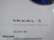 ✅ 2020 Tesla Model 3 Standard Range Plus • VIN: 5YJ3E1EA1LF631111 • Lot: 43606663. Wystawiony na IAAI z przebiegiem 33 536 mil. Bezpłatny archiwum sprzedaży aukcyjnych z USA i szczegółowy raport historii pojazdu na DreamBid. Zdjęcie 16.