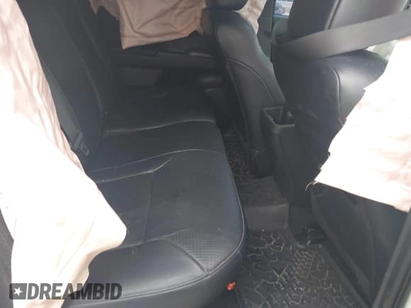 ✅ 2020 Toyota Tacoma SR5 • VIN: 5TFCZ5AN3LX226071 • Lot: 42231420. Wystawiony na IAAI z przebiegiem 62 914 mil. Bezpłatny archiwum sprzedaży aukcyjnych z USA i szczegółowy raport historii pojazdu na DreamBid. Zdjęcie 8.