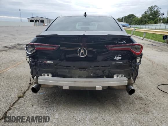 ✅ 2024 Acura TLX w/A-Spec Package • VIN: 19UUB6F5XRA001716 • Lot: 70005965. Listed on Copart with 11,366 mi. Free auction sales archive from the USA and detailed vehicle history report at DreamBid. Image 6.